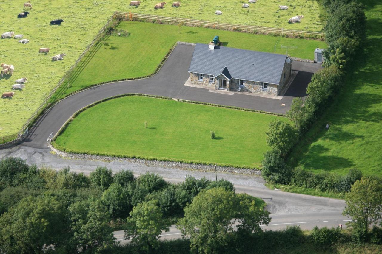 Inviting 4-Bed House In Strokestown Villa Exterior photo